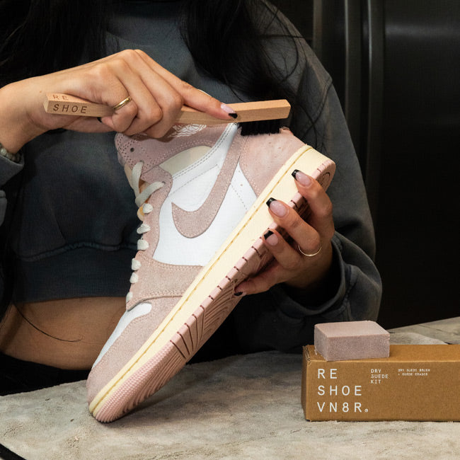 KIT DE LIMPIEZA DE ZAPATOS DE GAMUZA SECA