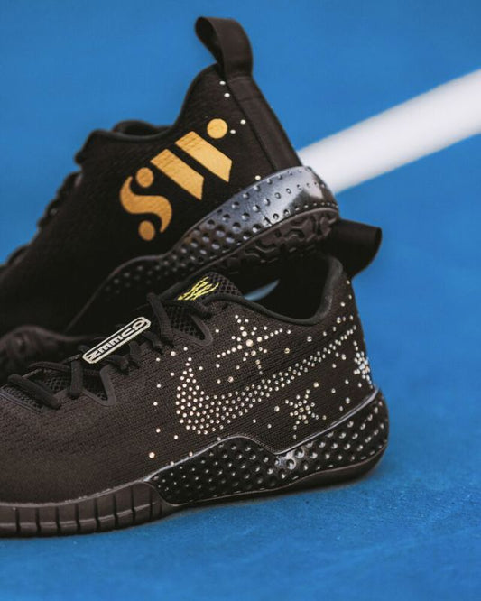 Serena Williams Diamond-Encrusted Shoes for the 22 US Open. 