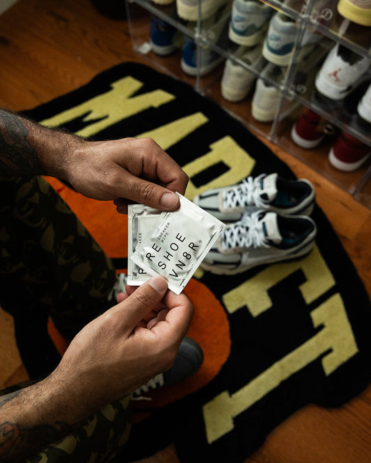 How to Use Sneaker Wipes to Clean Shoes Fast – No Soap Needed