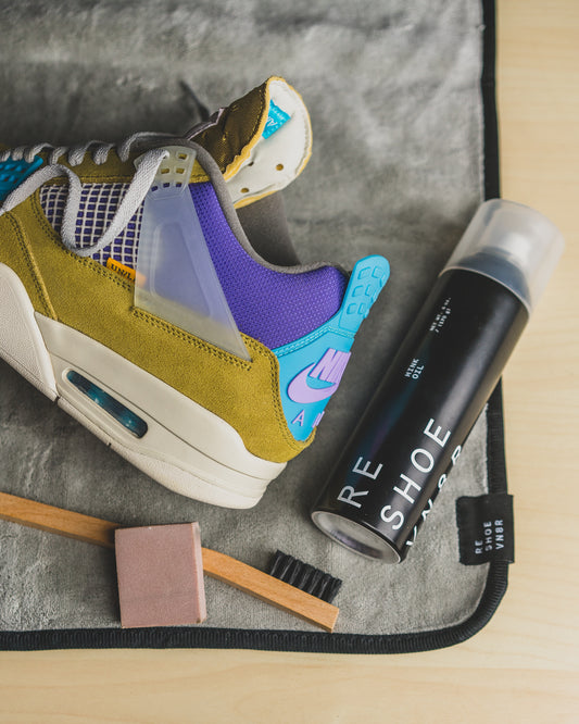 Cleaning the suede Union Jordan 4.